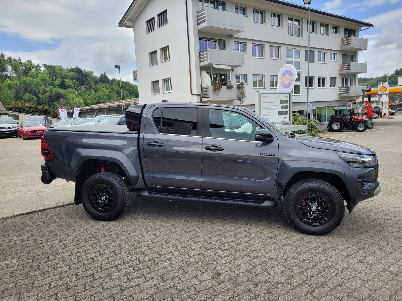 TOYOTA Hilux Double Cab.-Pick-up 2.8 D-4D 230 GR Sport II, Diesel, Auto nuove, Automatico - 4