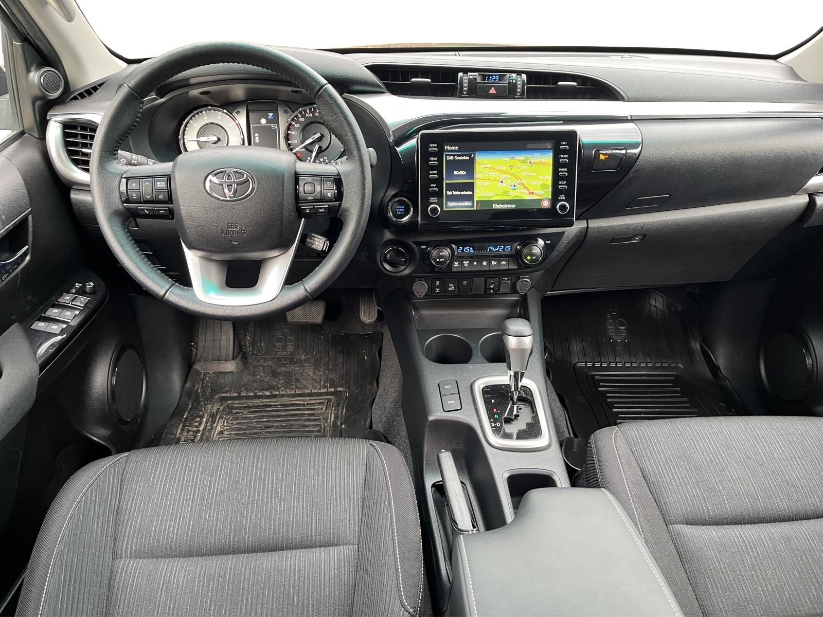 TOYOTA Hilux Double Cab.-Pick-up 2.8 D-4D 204 Style, Diesel, Occasion / Gebraucht, Automat - 5