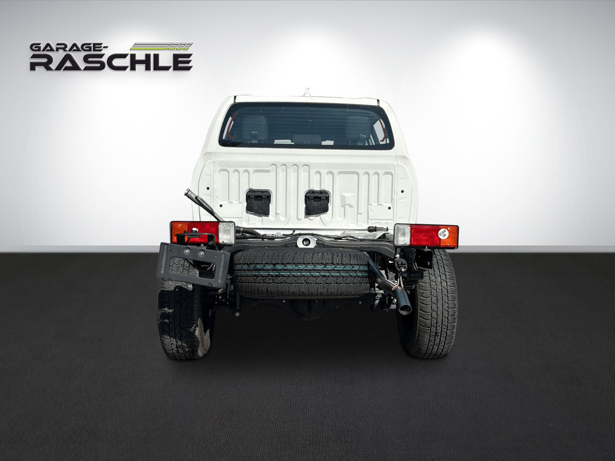 TOYOTA Hilux Double Cab.-Chassis 2.4 D-4D 150 Comfort, Diesel, Neuwagen, Automatik - 5