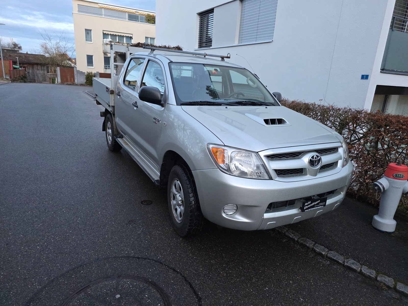 TOYOTA Hilux 4x4 DoubleCab LineaTerra, Diesel, Occasion / Utilisé, Manuelle - 3