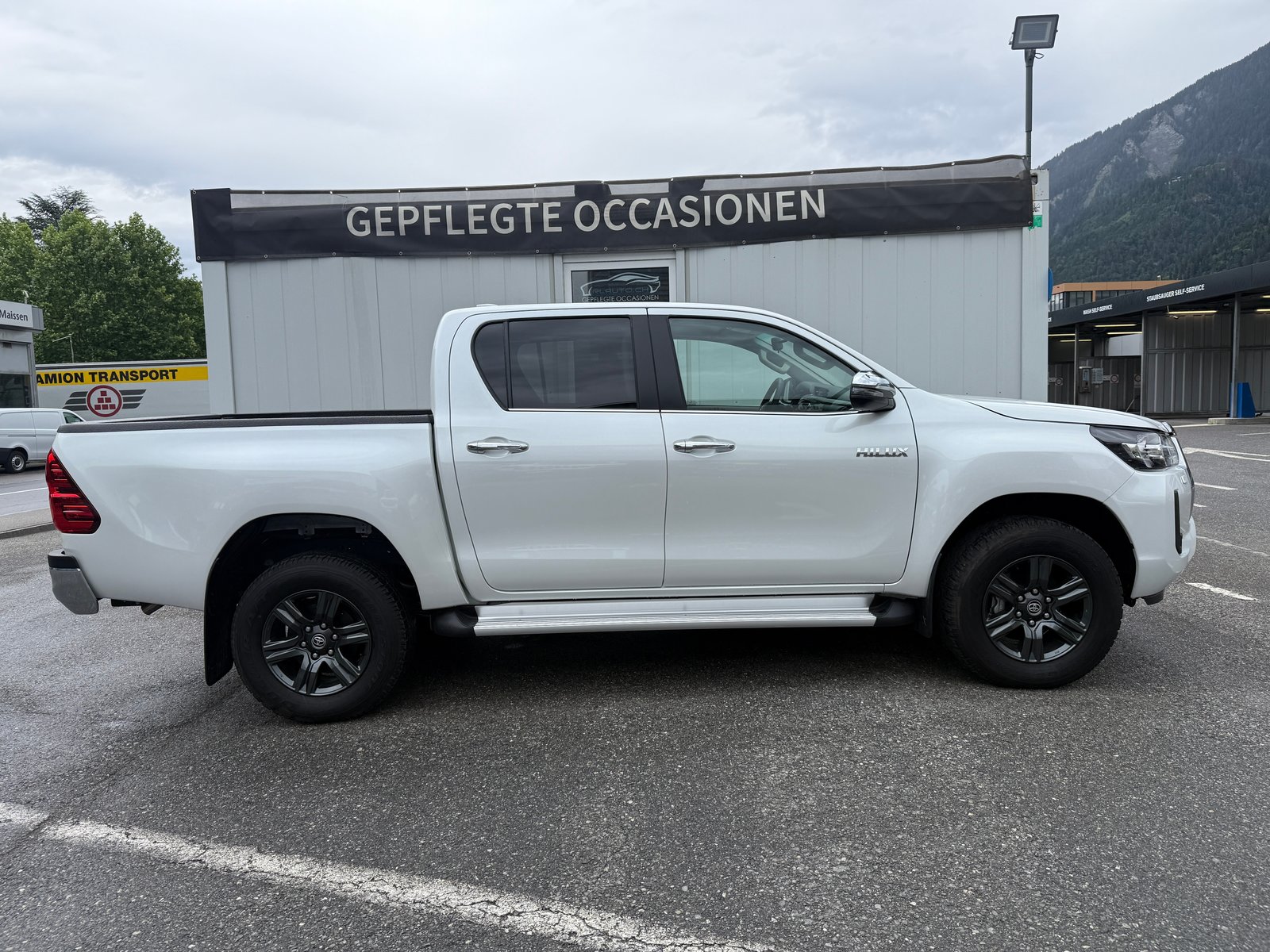 TOYOTA Hilux 2.4D-4D Comfort Double Cab 4x4 *2000 km * AHK 3, Diesel, Occasioni / Usate, Manuale - 3