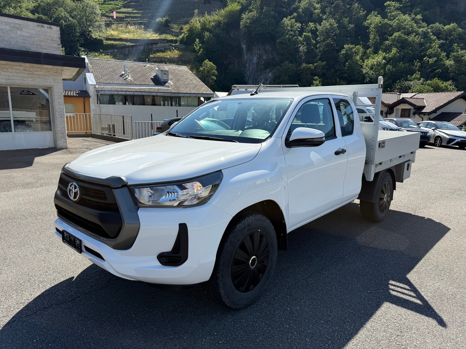 TOYOTA Hilux 2.4D-4D Comfort Extra Cab 4x4, Diesel, Occasion / Utilisé, Manuelle - 2