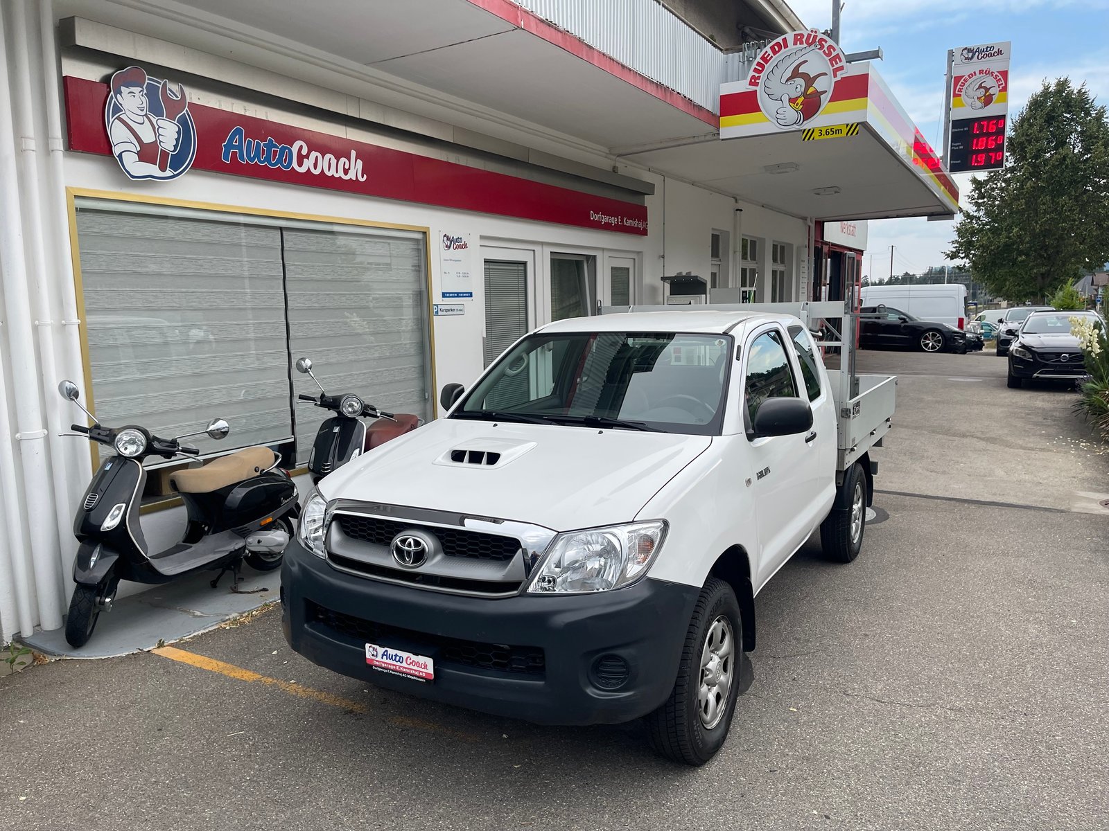 TOYOTA Hilux 2.4D-4D Comfort Extra Cab 4x4, Diesel, Occasion / Gebraucht, Handschaltung - 4
