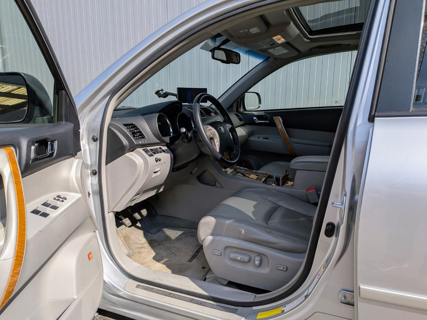 TOYOTA HIGHLANDER HYBRID LIMITED, Full-Hybrid Petrol/Electric, Second hand / Used, Automatic - 2