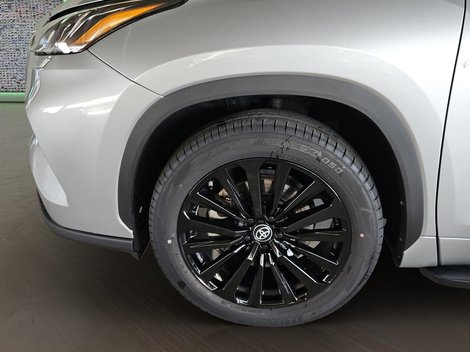 TOYOTA Highlander 2.5 HSD Premium, Hybride Intégral Essence/Électricité, Occasion / Utilisé, Automatique - 6