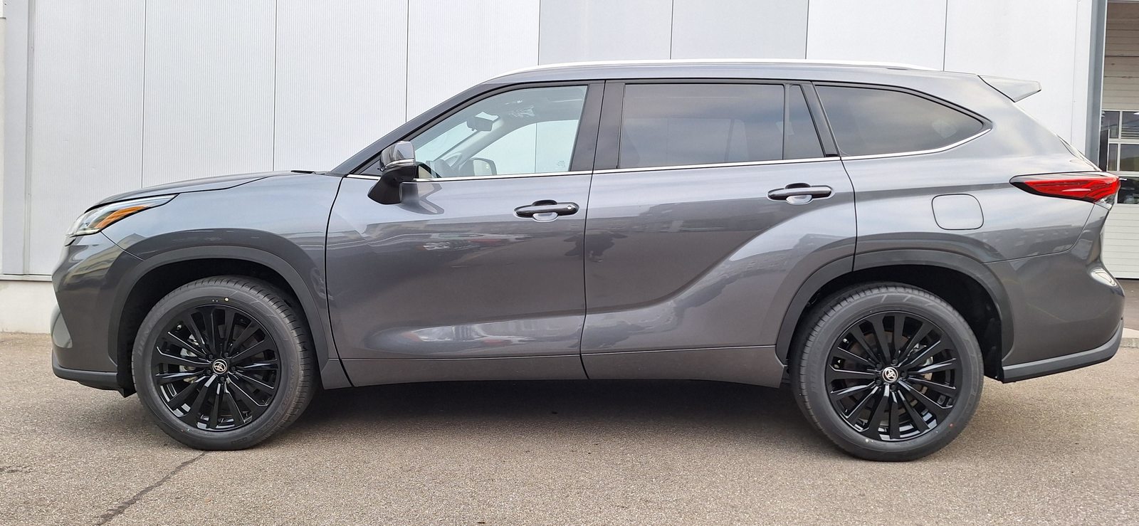 TOYOTA Highlander 2.5 HSD Premium, Hybride Intégral Essence/Électricité, Voiture de démonstration, Automatique - 6