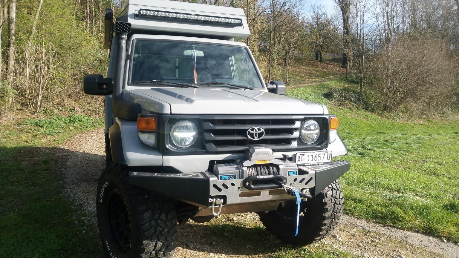 TOYOTA HZJ79, Diesel, Occasion / Gebraucht, Handschaltung - 2