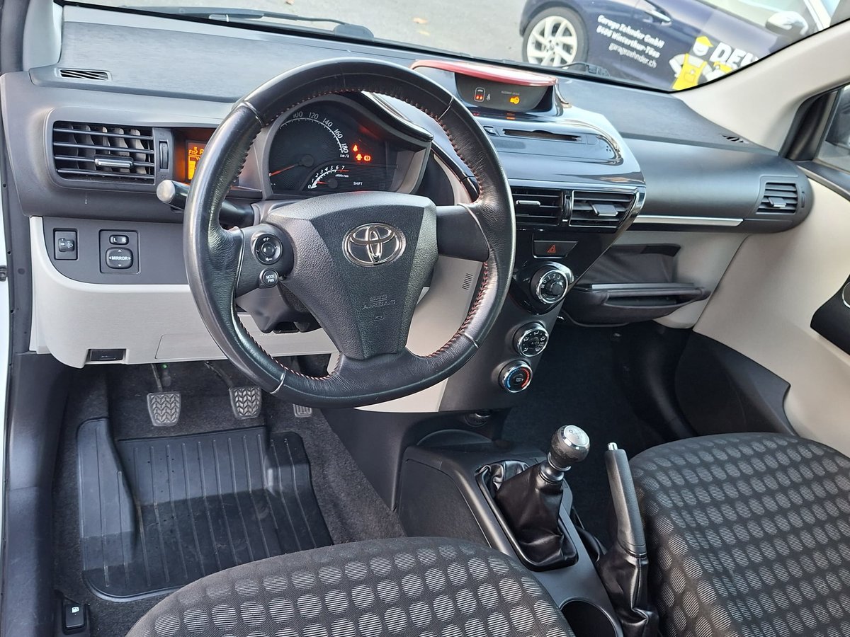 TOYOTA iQ 1.0 VVT-i Linea Terra, Petrol, Second hand / Used, Manual - 7