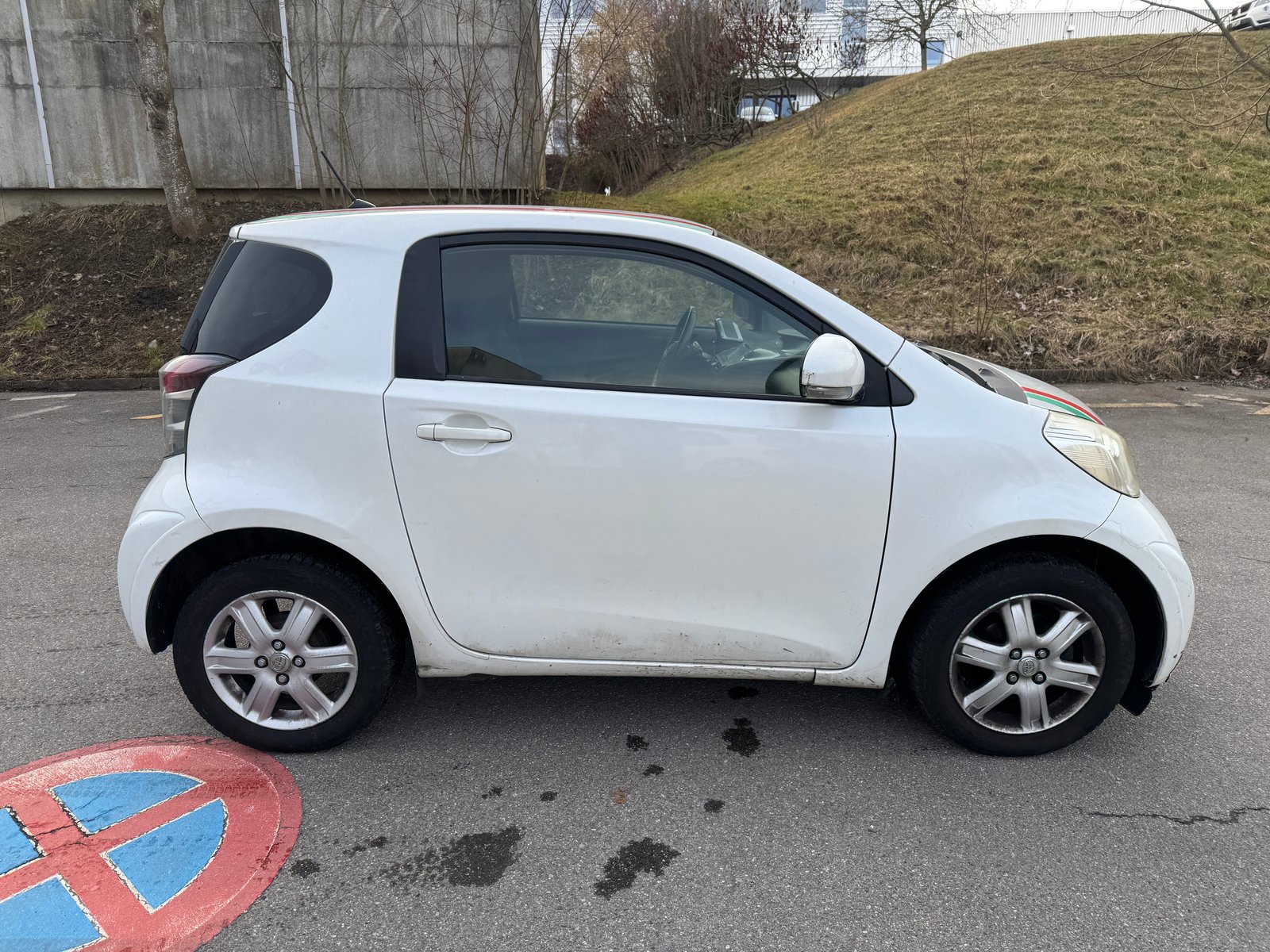 TOYOTA iQ 1.0 VVT-i Eco, Benzin, Occasion / Gebraucht, Handschaltung - 7