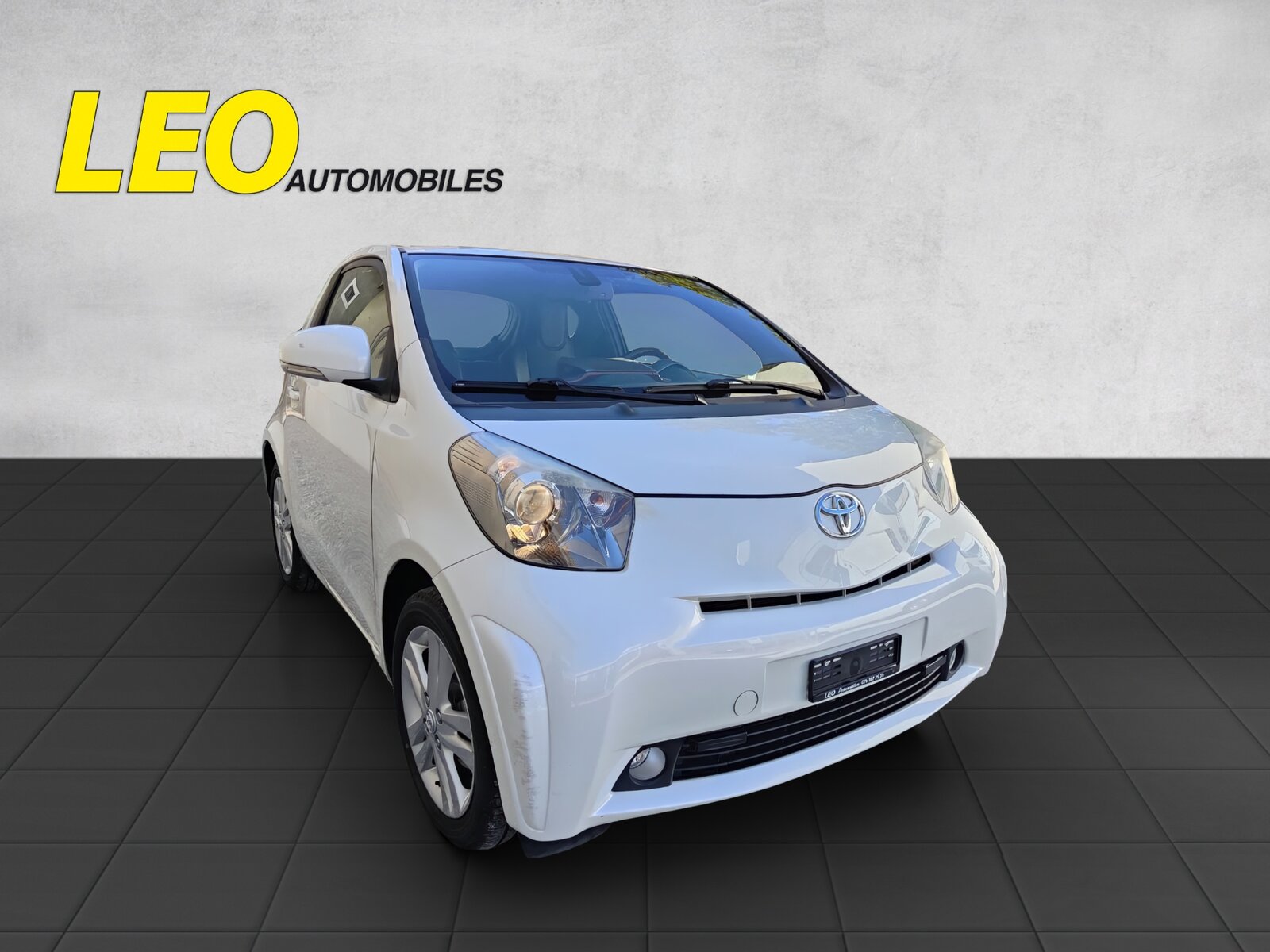 TOYOTA iQ 1.33 Dual VVT-i Linea Sol Premium Multidrive