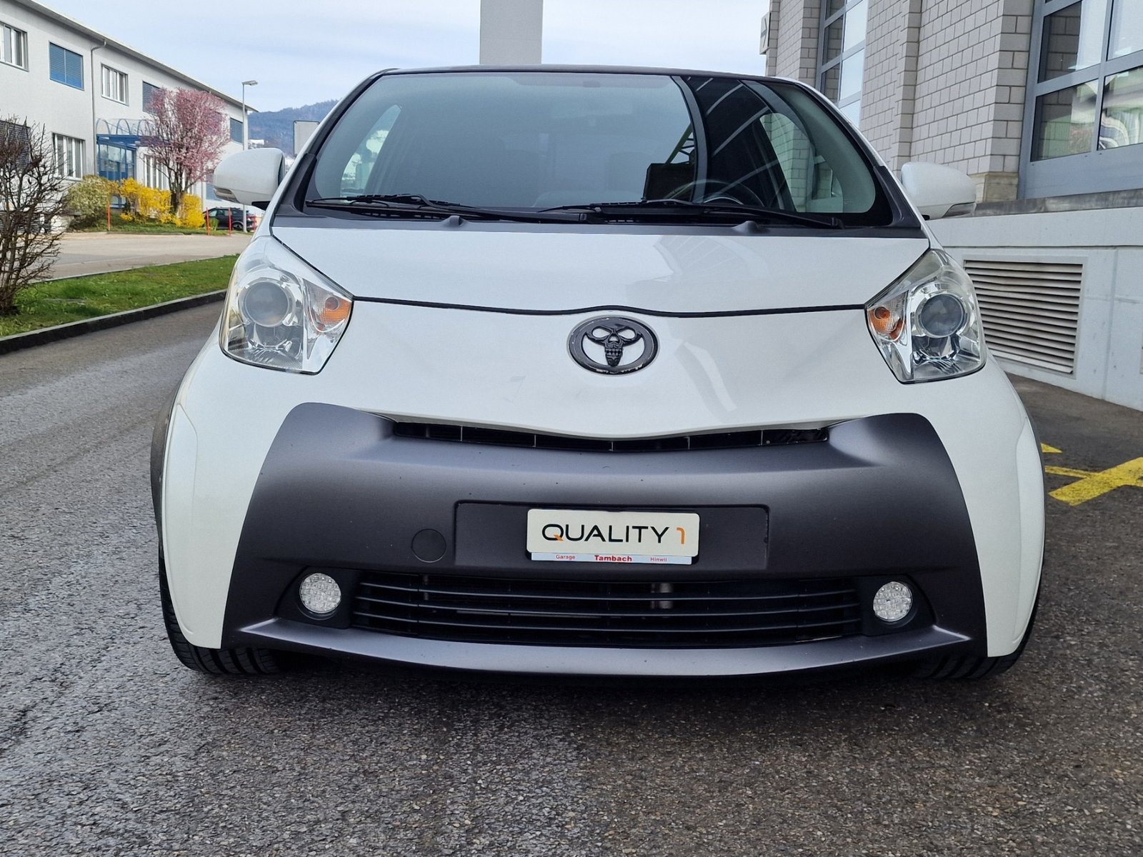 TOYOTA iQ2 1.0 VVT-i, Benzin, Occasion / Gebraucht, Handschaltung - 3