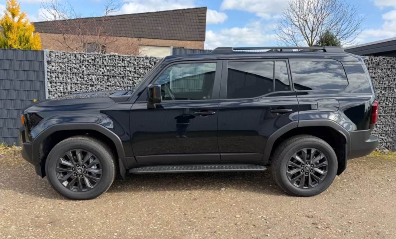 TOYOTA Land Cruiser 2.8TD 48V Invincible, Diesel, Voiture nouvelle, Automatique - 3