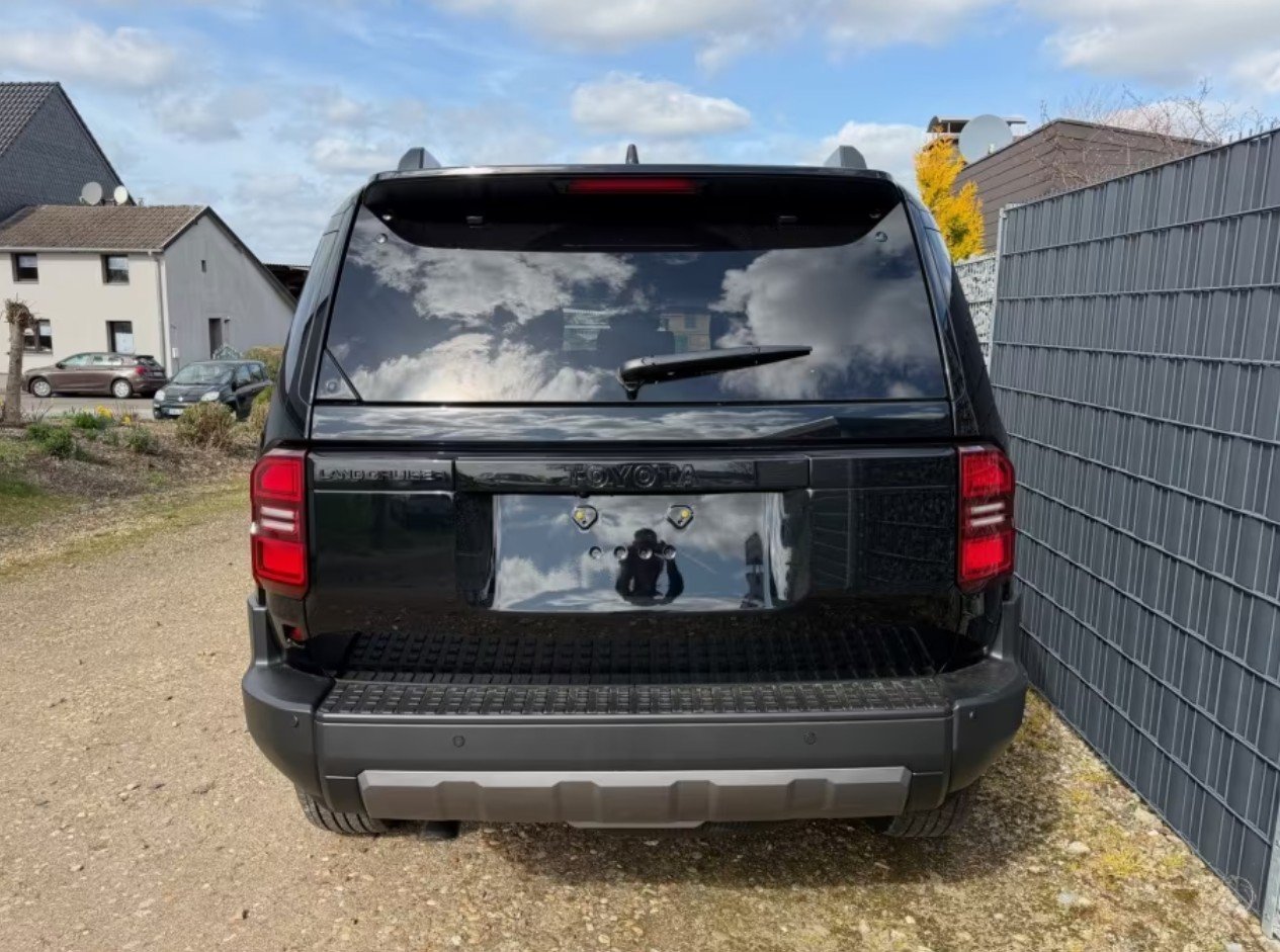 TOYOTA Land Cruiser 2.8TD 48V Invincible, Diesel, Voiture nouvelle, Automatique - 5