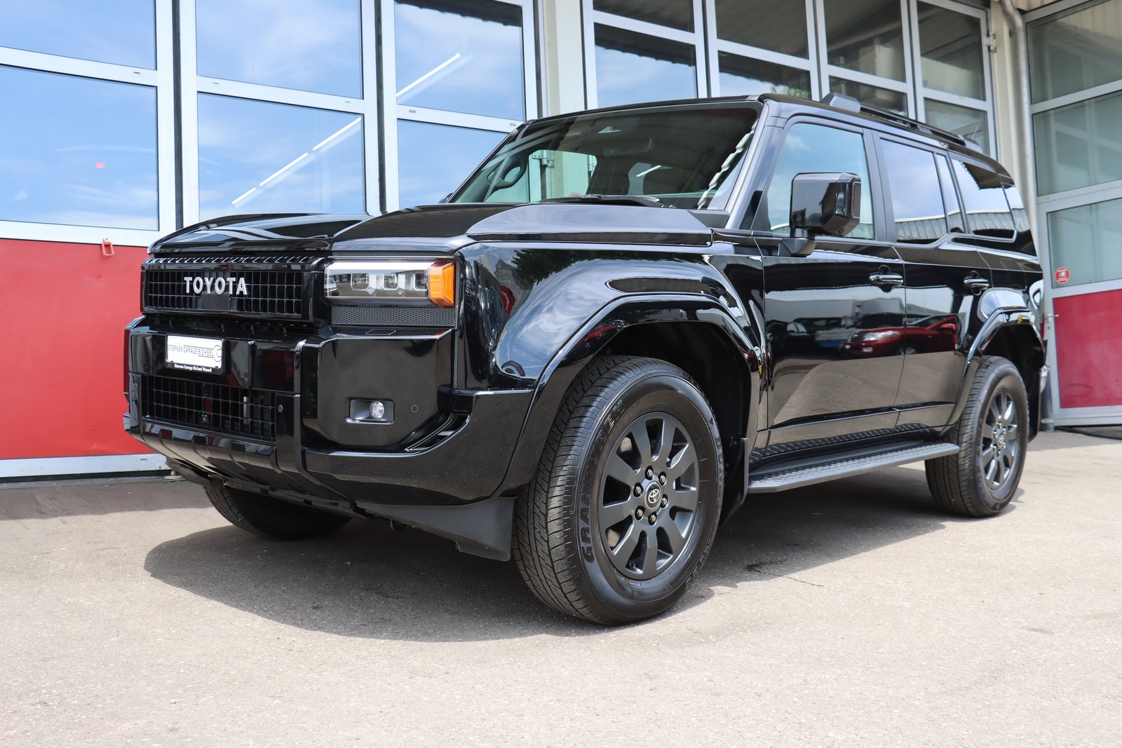 TOYOTA Land Cruiser 2.8TD 48V Style