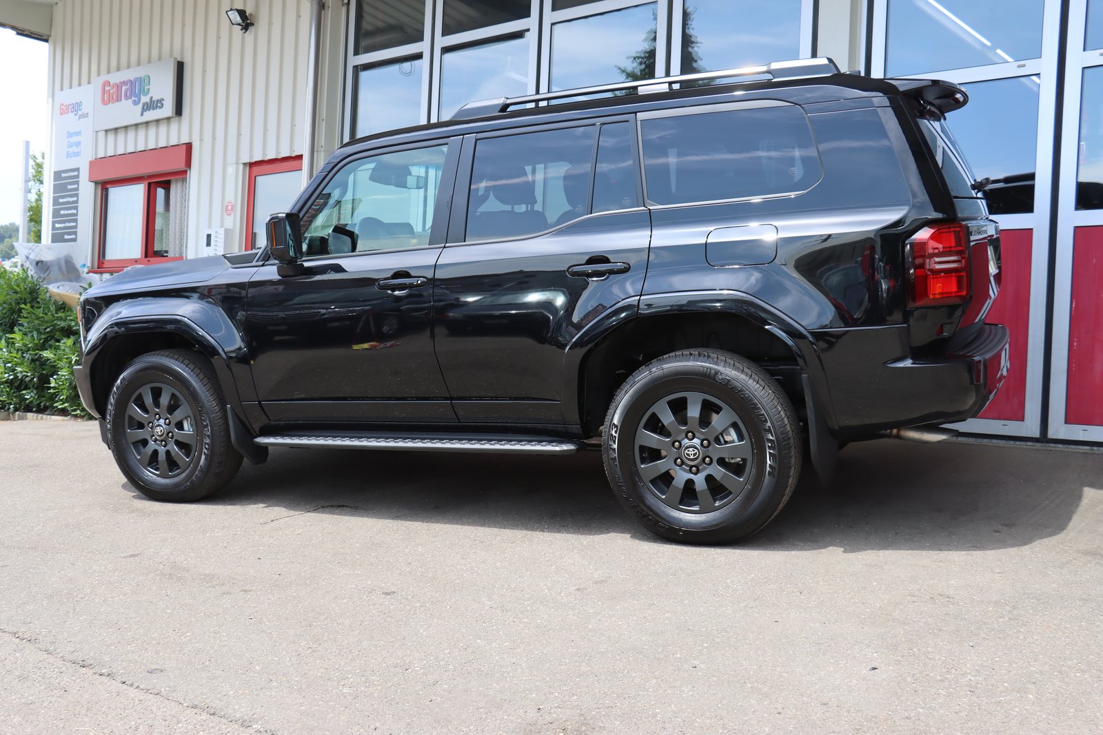 TOYOTA Land Cruiser 2.8TD 48V Style, Diesel, New car, Automatic - 6