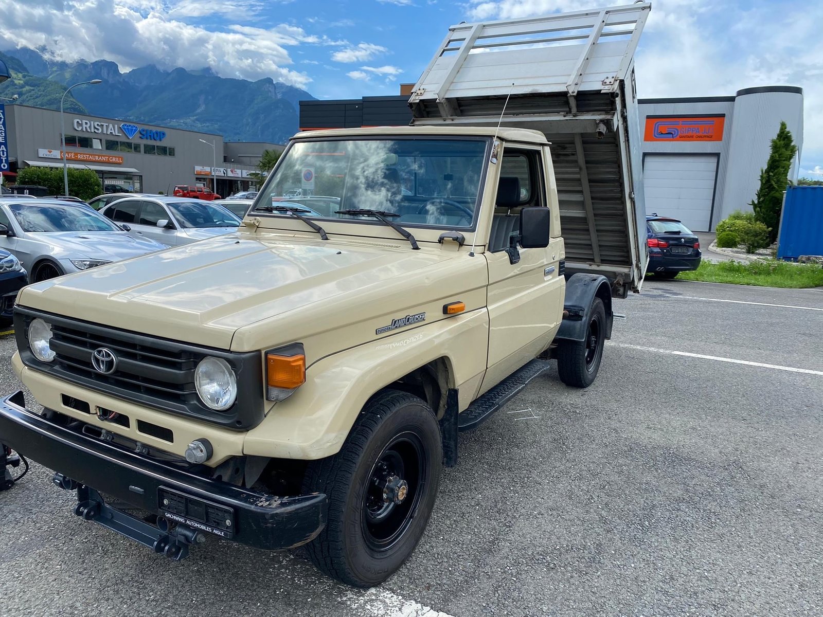 TOYOTA HZJ75 4.2D