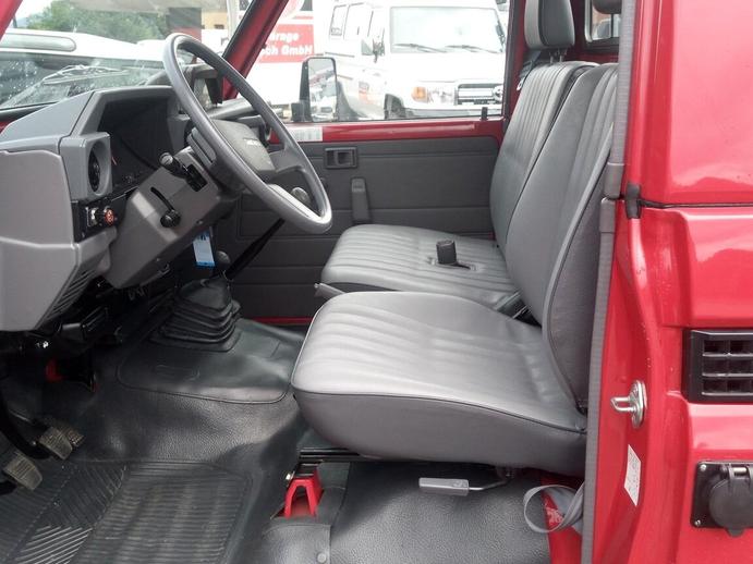 TOYOTA HZJ75 4.2D, Diesel, Occasion / Gebraucht, Handschaltung
