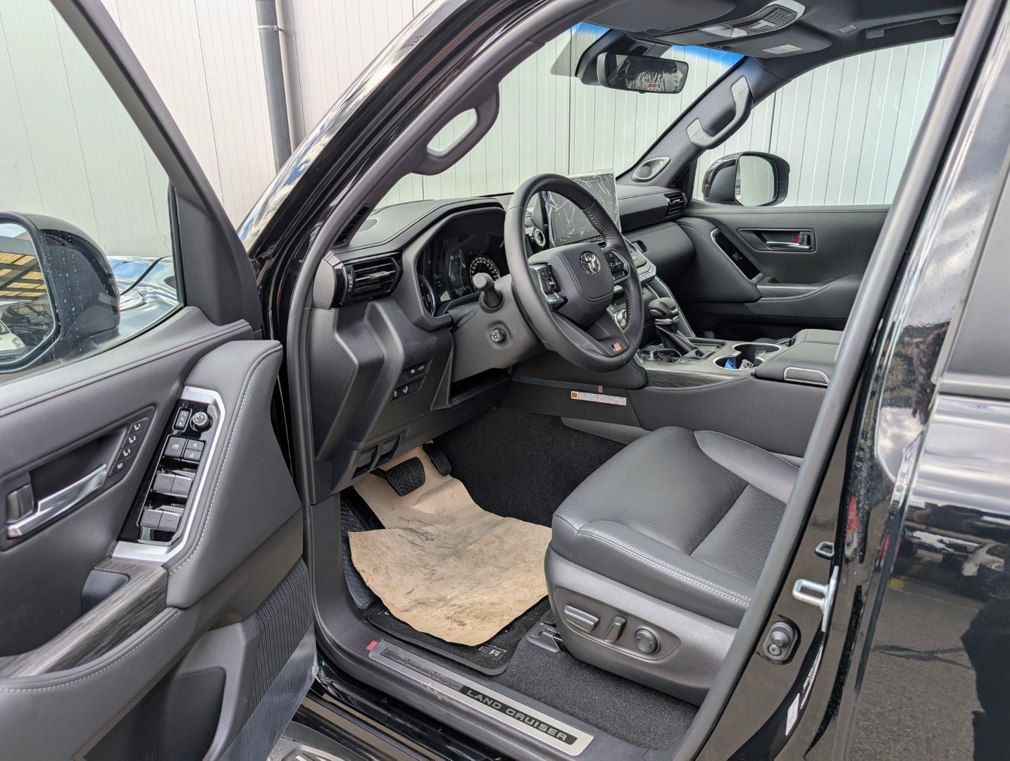 TOYOTA LAND CRUISER 300 GR SPORT V6 Diesel, Diesel, Voiture nouvelle, Automatique - 3