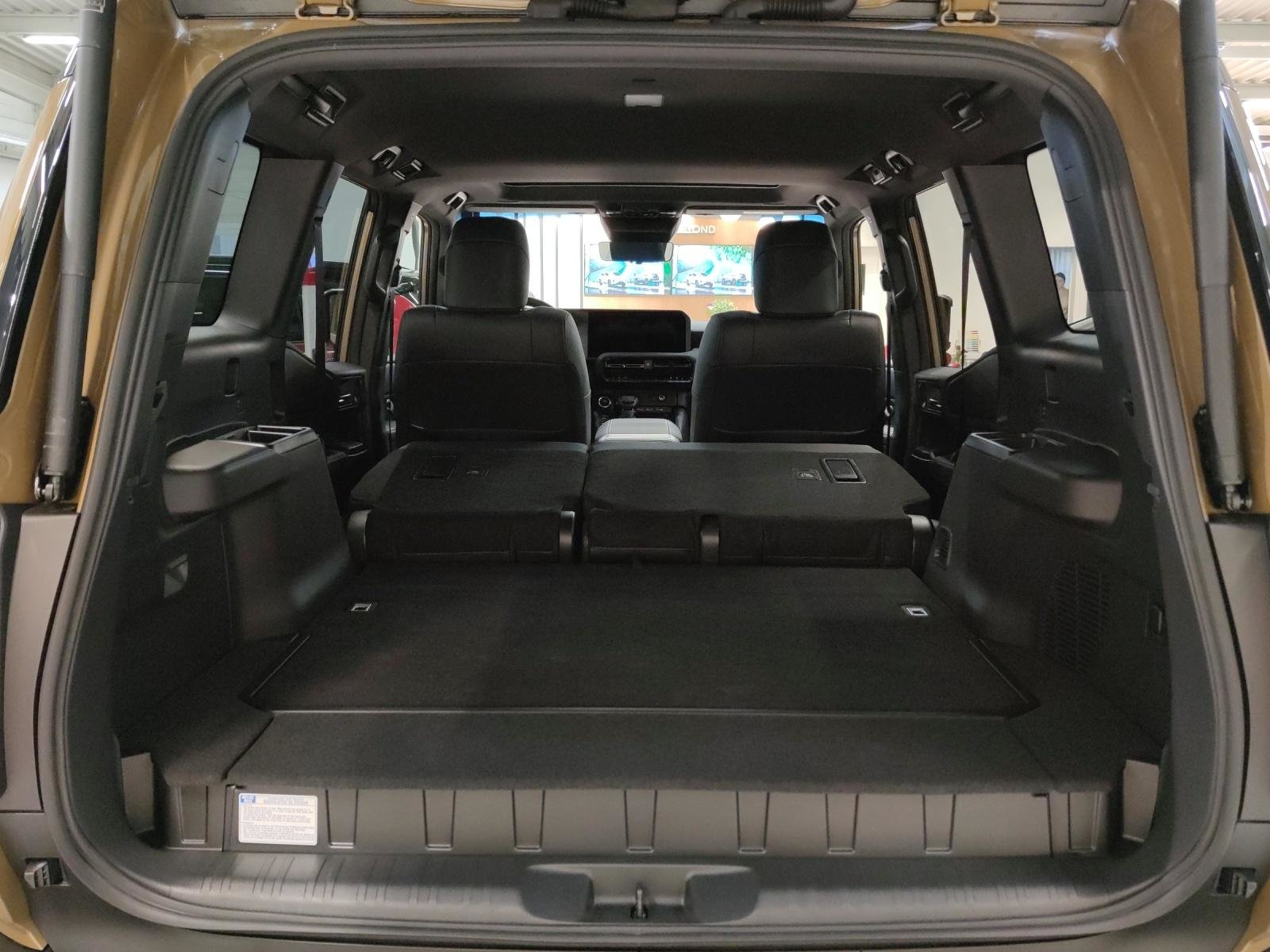 TOYOTA Land Cruiser 2.8 D 48V Invincible, Voiture nouvelle, Automatique - 7