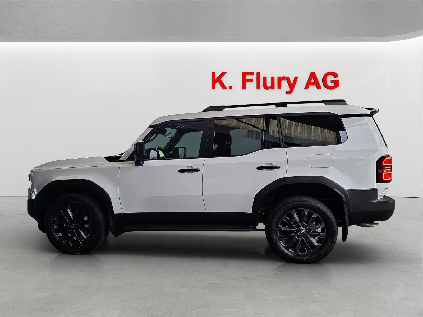 TOYOTA Land Cruiser 2.8 D 48V Invincible, Hybride Leggero Diesel/Elettrica, Auto nuove, Automatico - 2