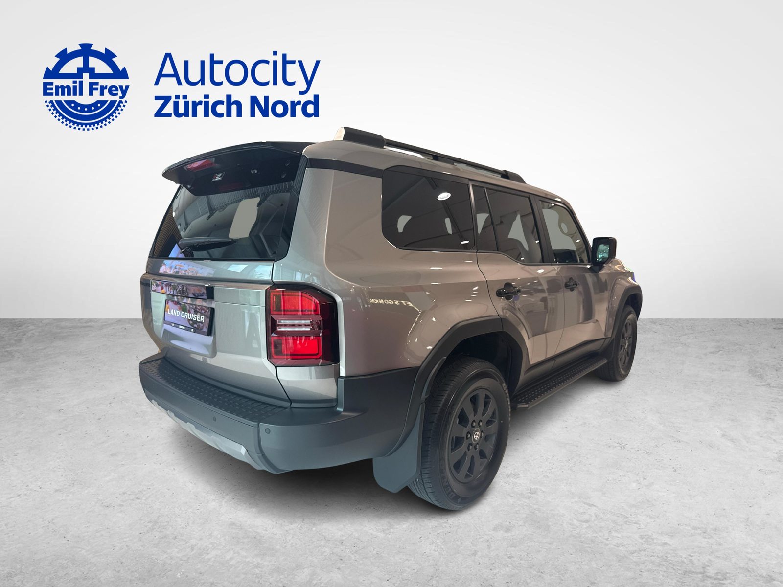 TOYOTA Land Cruiser 2.8 D 48V Style, Mild-Hybrid Diesel/Electric, New car, Automatic - 5