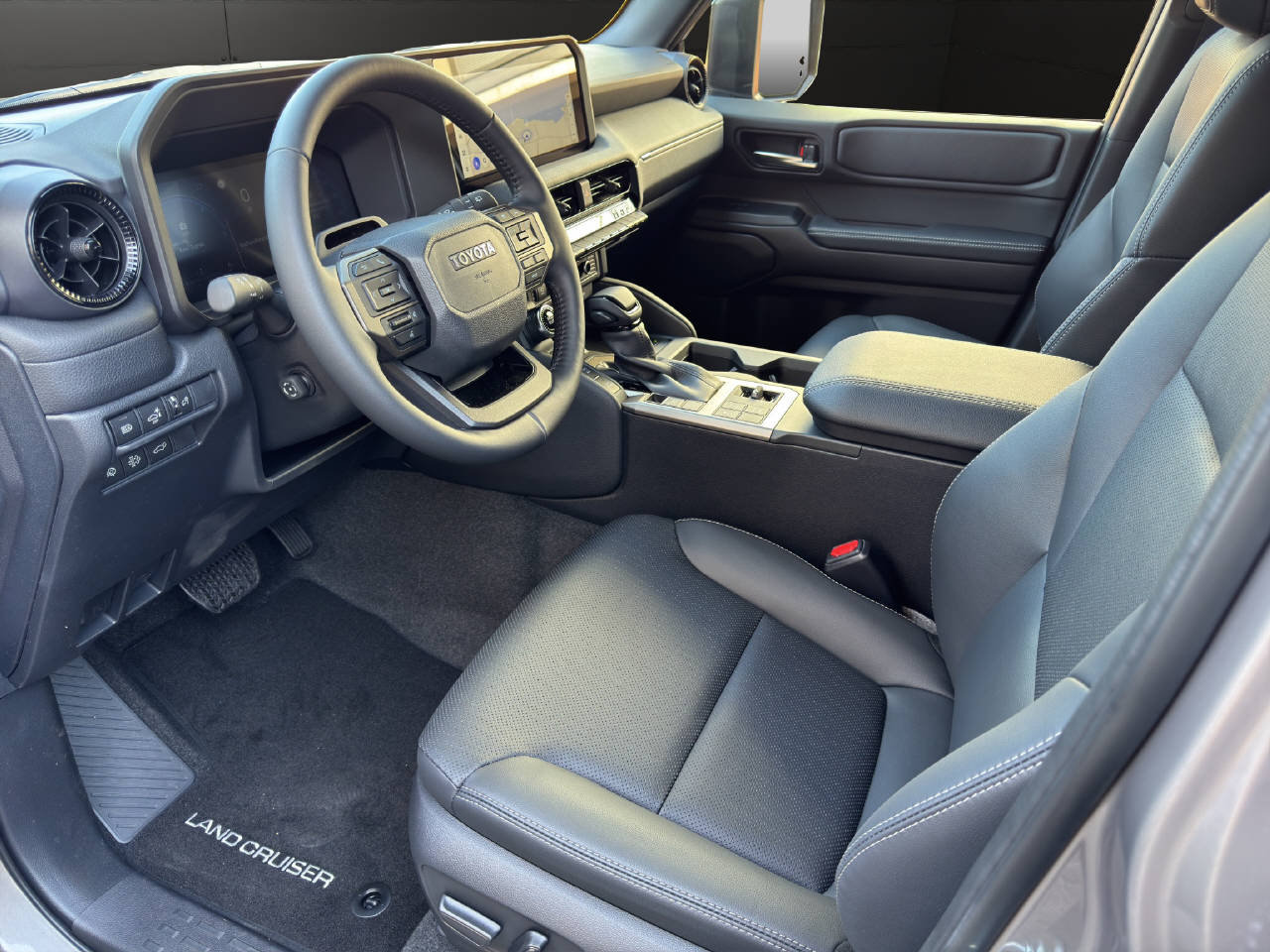 TOYOTA Land Cruiser 2.8 D 48V Style, Mild-Hybrid Diesel/Elektro, Neuwagen, Automatik - 5