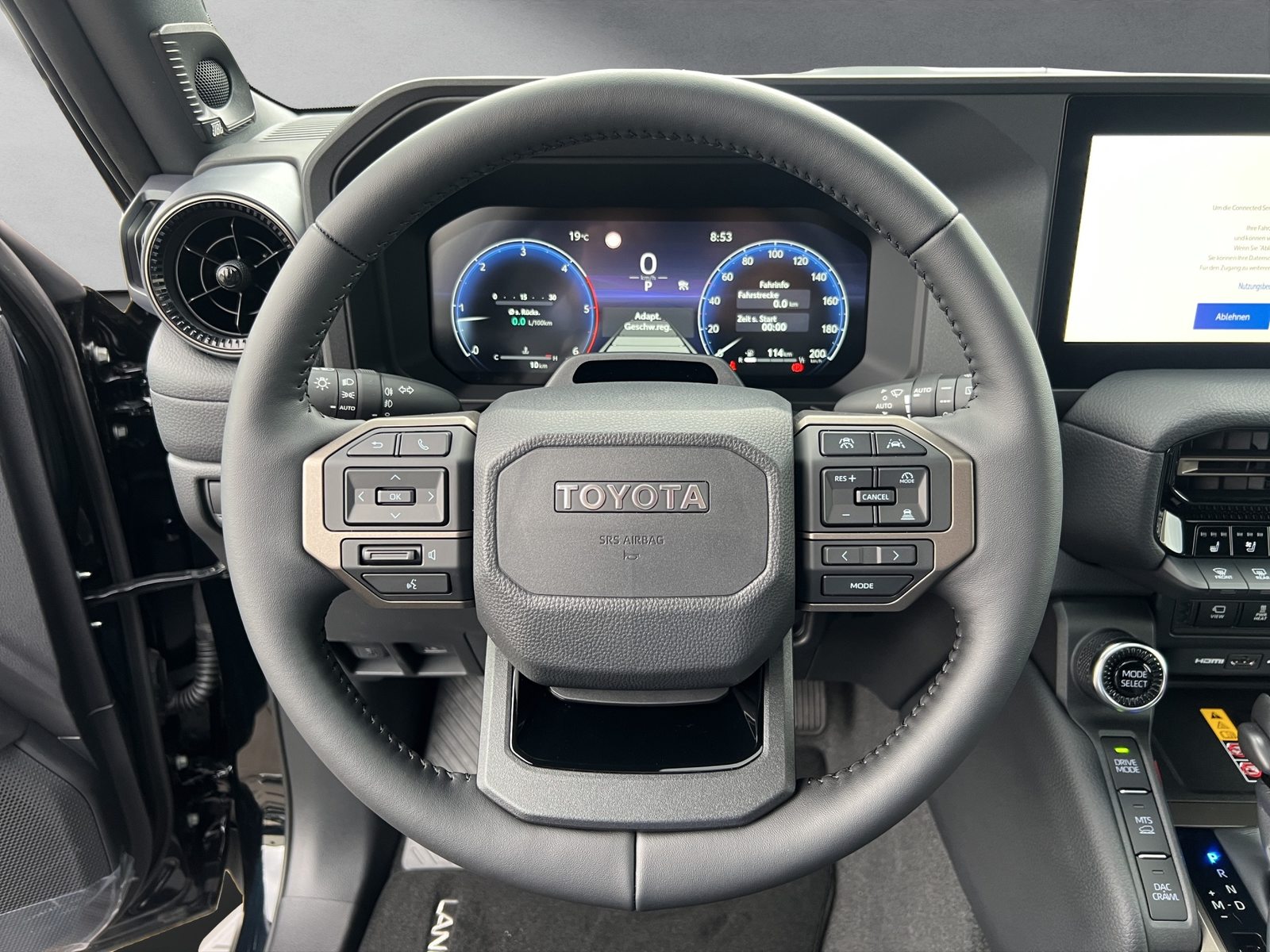 TOYOTA Land Cruiser 2.8 D 48V Invincible, Hybride Léger Diesel/Électricité, Voiture nouvelle, Automatique - 5