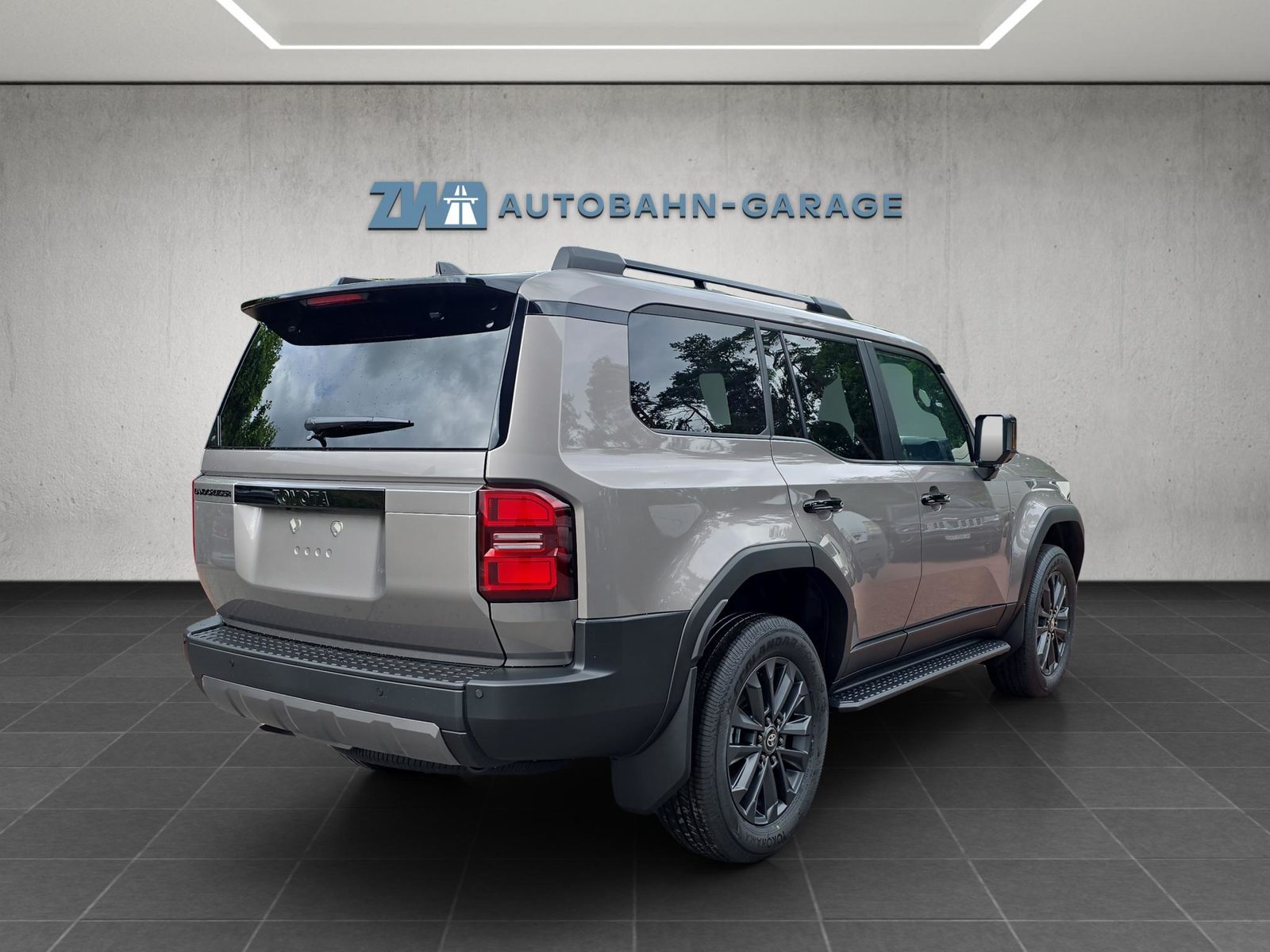 TOYOTA Land Cruiser 2.8 D 48V Invincible, Mild-Hybrid Diesel/Elektro, Neuwagen, Automatik - 5