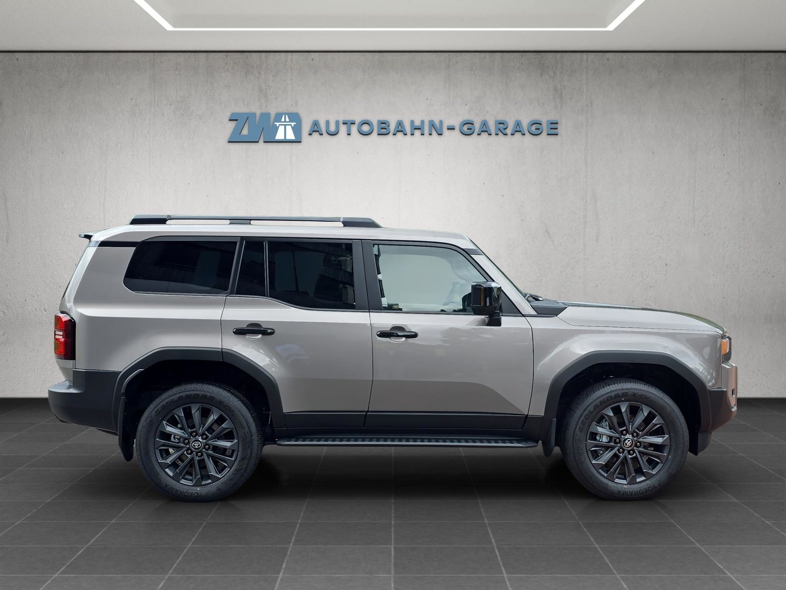 TOYOTA Land Cruiser 2.8 D 48V Invincible, Mild-Hybrid Diesel/Elektro, Neuwagen, Automatik - 6
