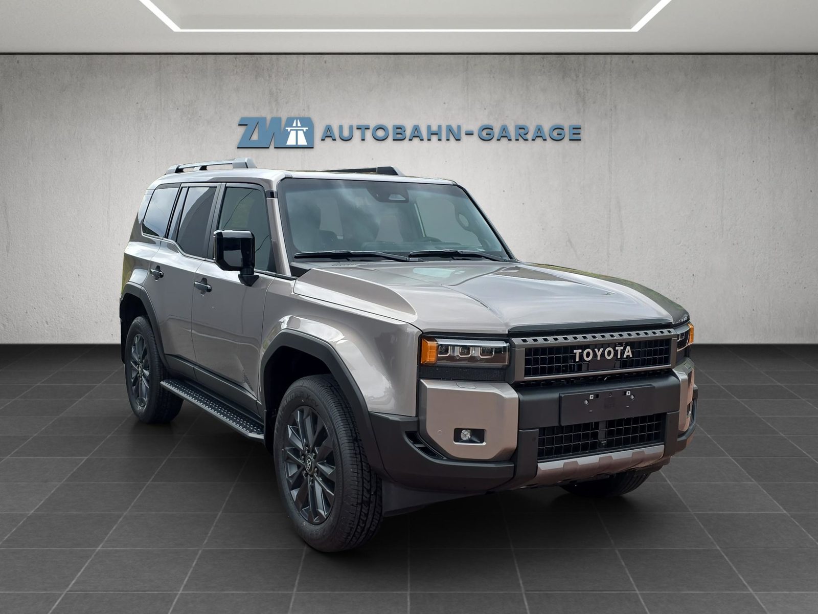 TOYOTA Land Cruiser 2.8 D 48V Invincible, Mild-Hybrid Diesel/Elektro, Neuwagen, Automatik - 7