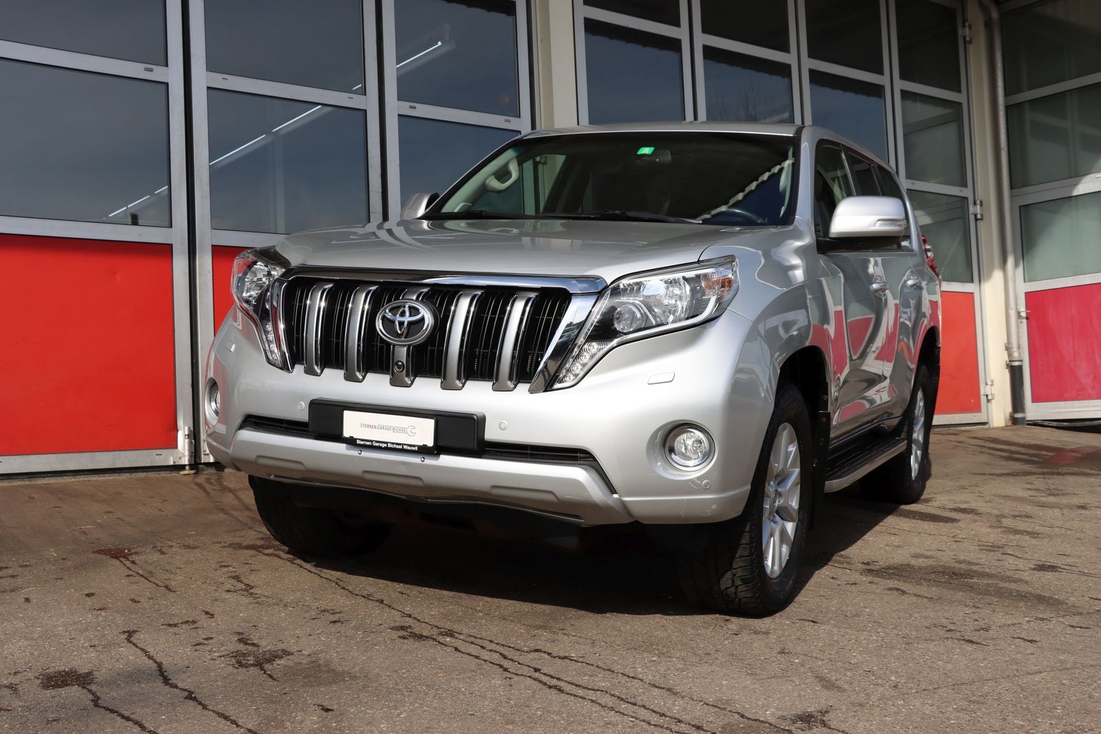 TOYOTA Land Cruiser 3.0 TD Sol Premium Automatic, Diesel, Occasioni / Usate, Automatico - 2