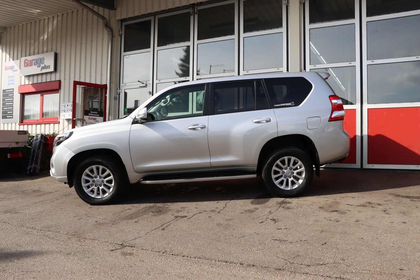 TOYOTA Land Cruiser 3.0 TD Sol Premium Automatic, Diesel, Occasioni / Usate, Automatico - 6