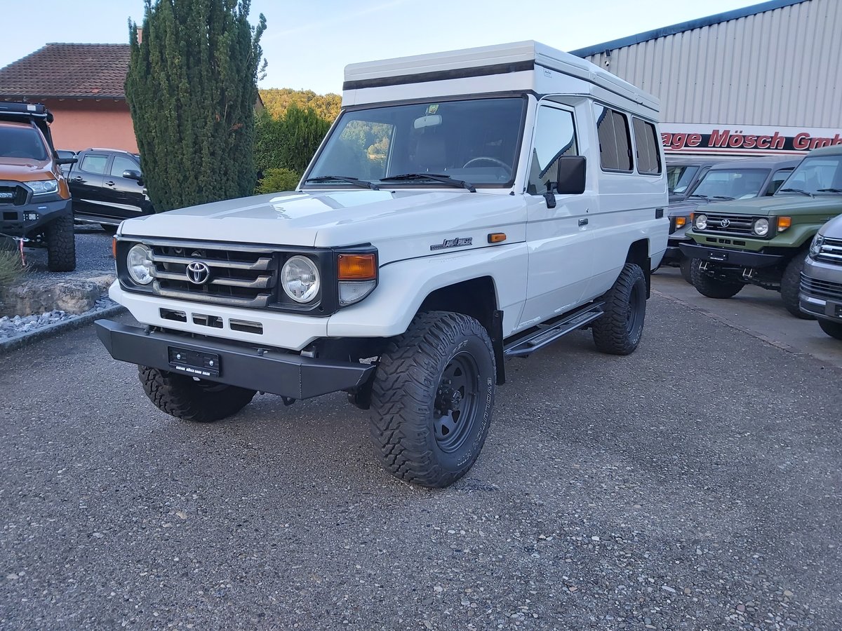 TOYOTA Land Cruiser 400 Hdt Long 4.2D, Diesel, Occasion / Gebraucht, Handschaltung - 3