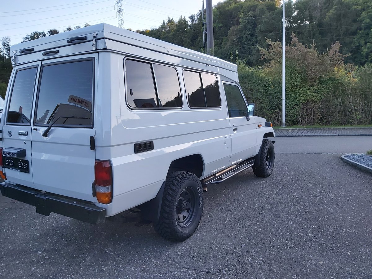 TOYOTA Land Cruiser 400 Hdt Long 4.2D, Diesel, Occasion / Gebraucht, Handschaltung - 5