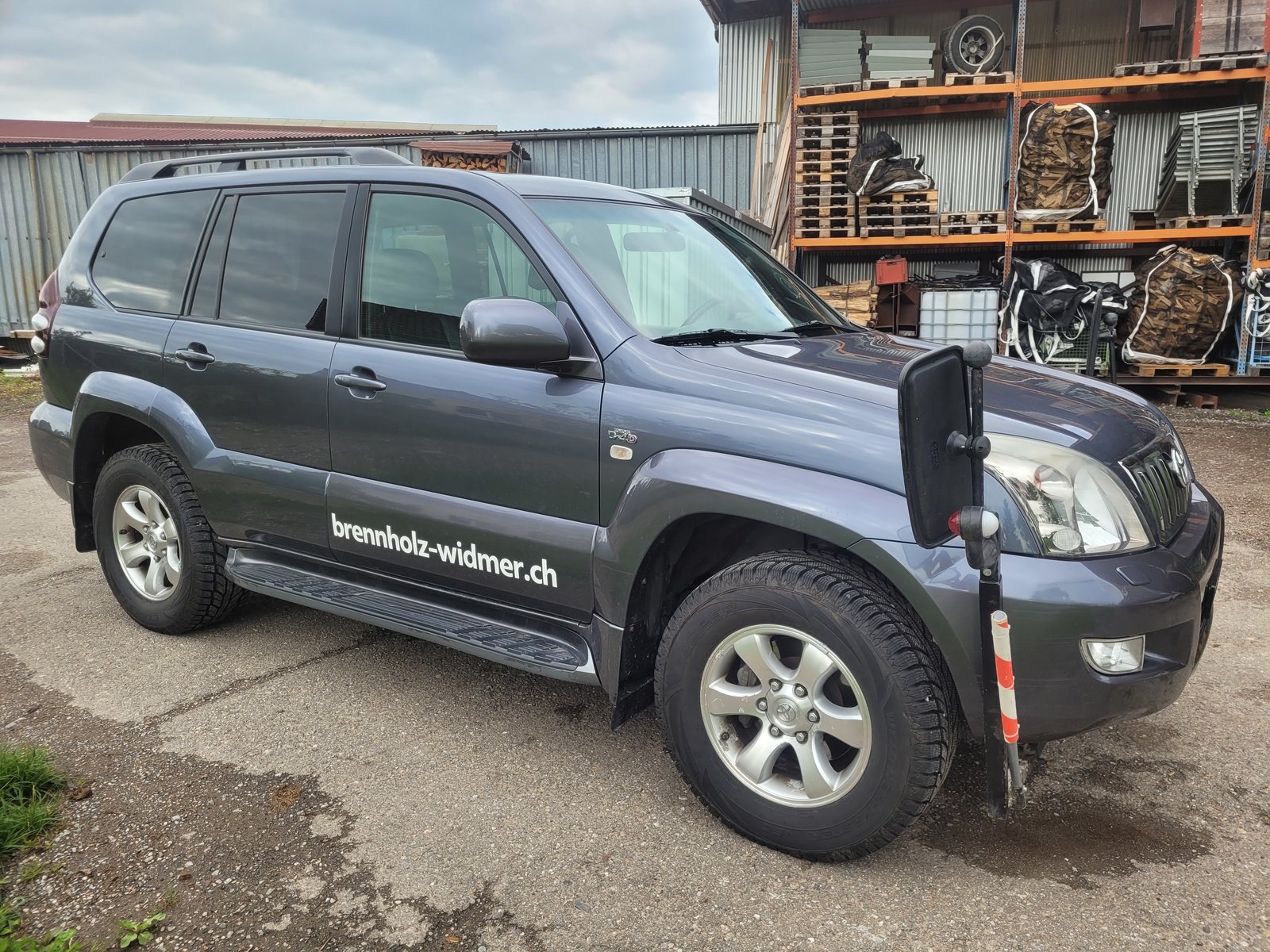 TOYOTA Land Cruiser 3.0 D-4D Linea Sol, Diesel, Second hand / Used, Automatic - 2