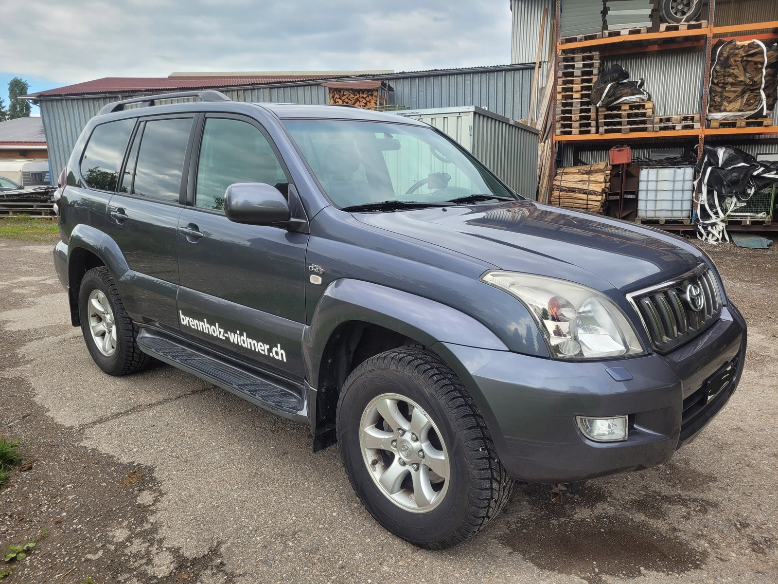 TOYOTA Land Cruiser 3.0 D-4D Linea Sol, Diesel, Second hand / Used, Automatic - 4