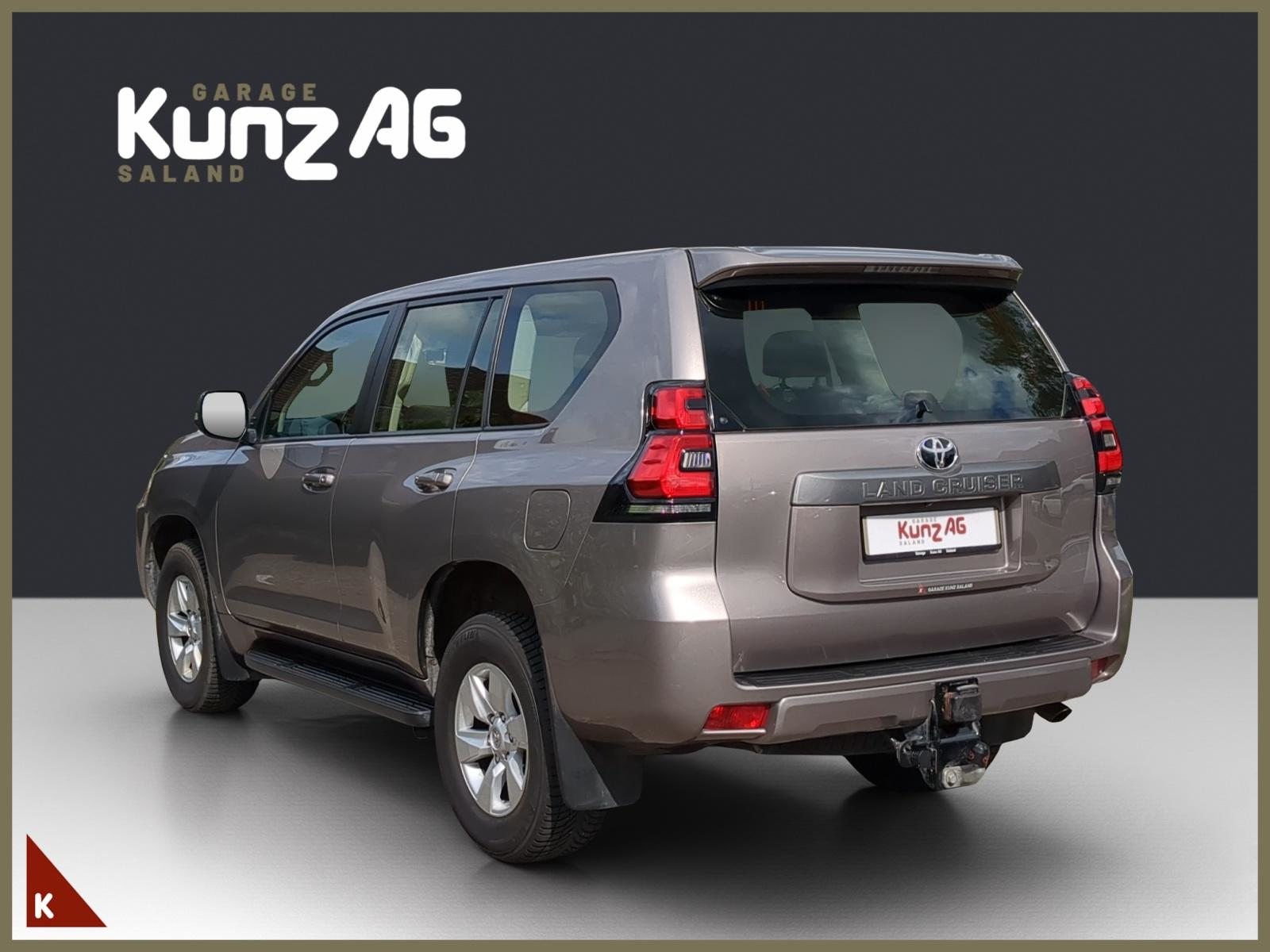 TOYOTA Land Cruiser 2.8 D 204 Comfort, Diesel, Occasion / Utilisé, Automatique - 4