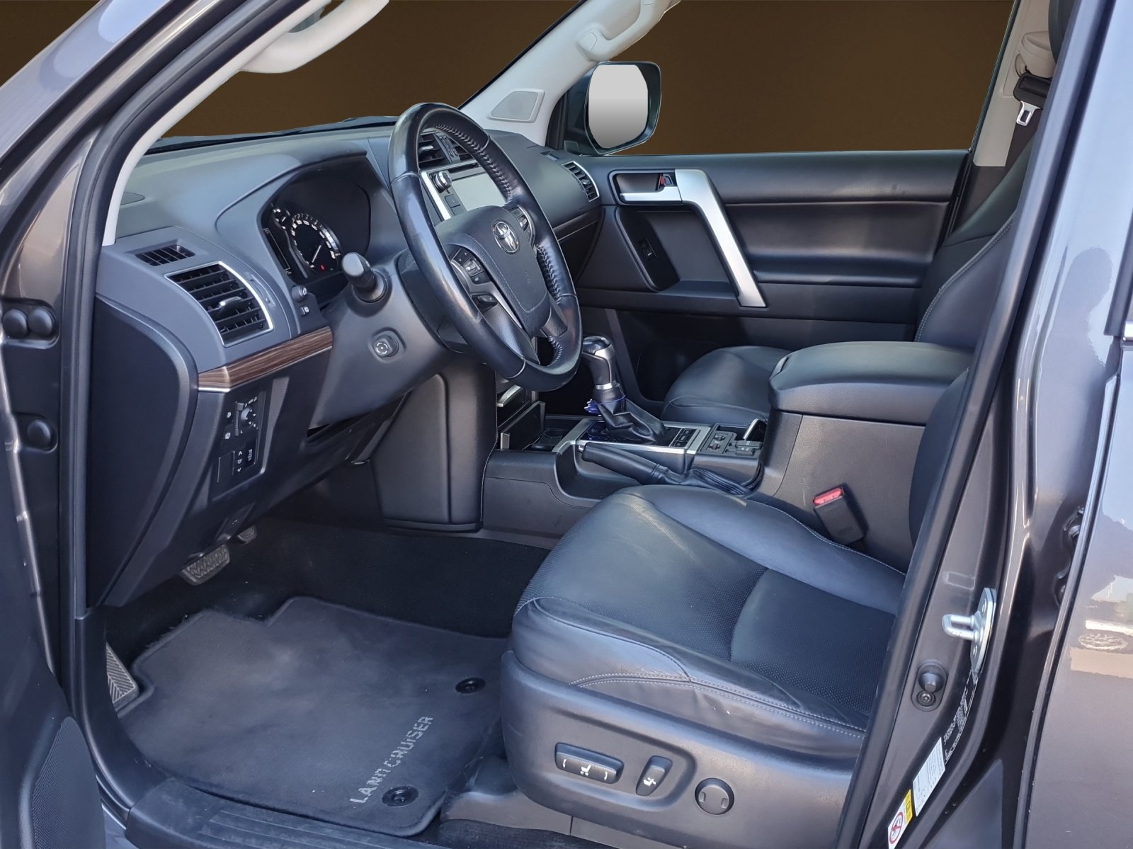 TOYOTA Land Cruiser 2.8 D 177 Style, Diesel, Second hand / Used, Automatic - 6