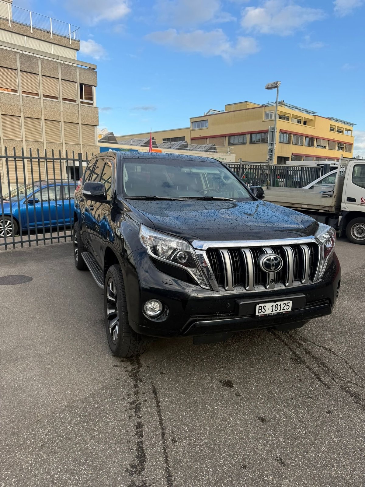 TOYOTA Land Cruiser 4.0 VVT-i Sol Premium Automatic, Benzin, Occasion / Gebraucht, Automatik - 2