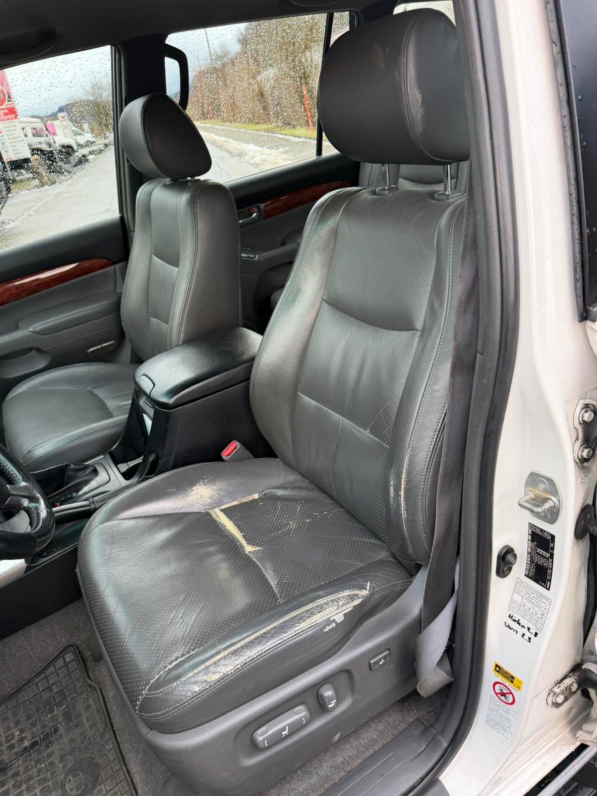 TOYOTA Land Cruiser 3.0 TD Linea Sol, Diesel, Second hand / Used, Automatic - 4