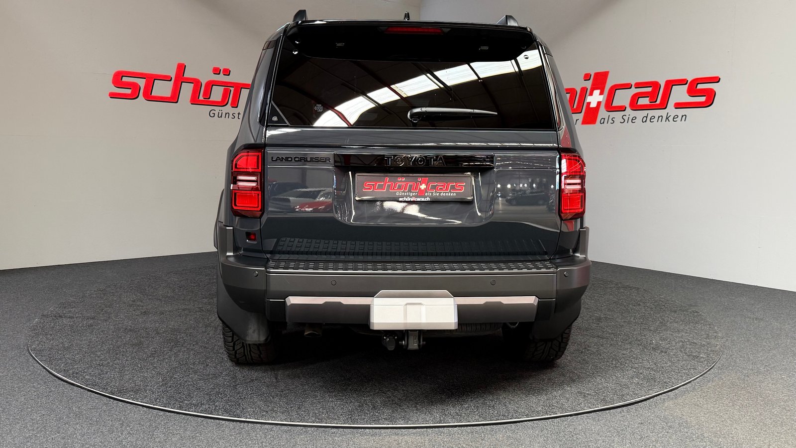 TOYOTA Land Cruiser 2.8TD 48V Style, Mild-Hybrid Diesel/Electric, Second hand / Used, Automatic - 5