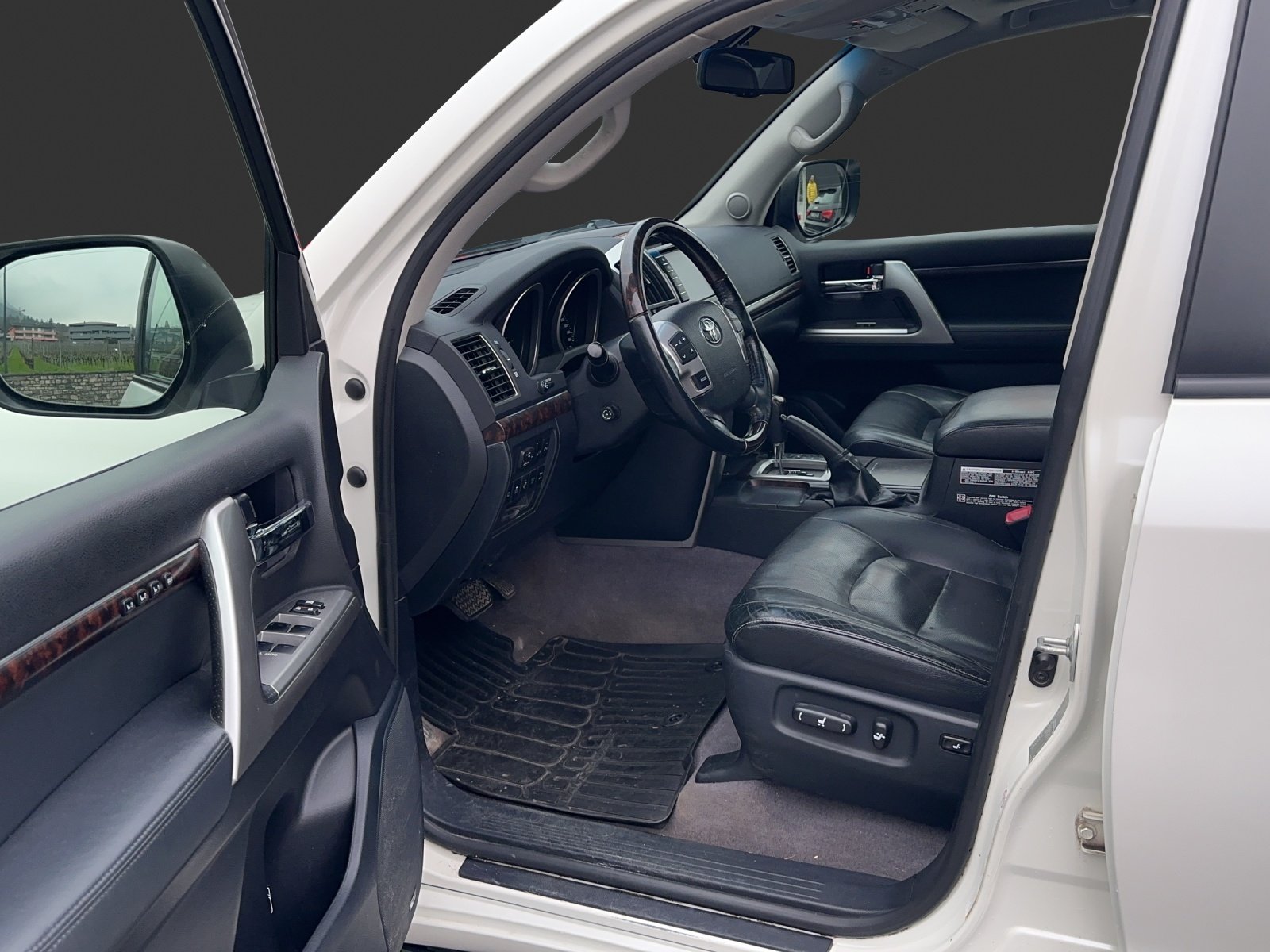 TOYOTA Land Cruiser V8 4.5 D-4D Sol, Diesel, Occasion / Gebraucht, Automatik - 5