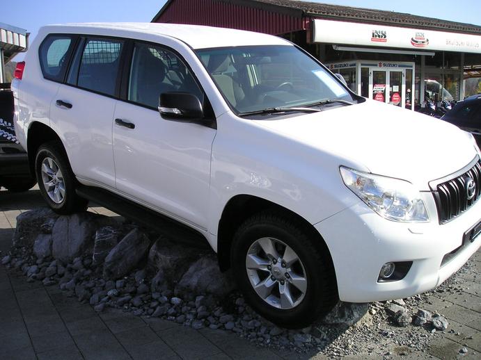 TOYOTA Land Cruiser 3.0 TD Linea Luna, Diesel, Occasioni / Usate, Manuale