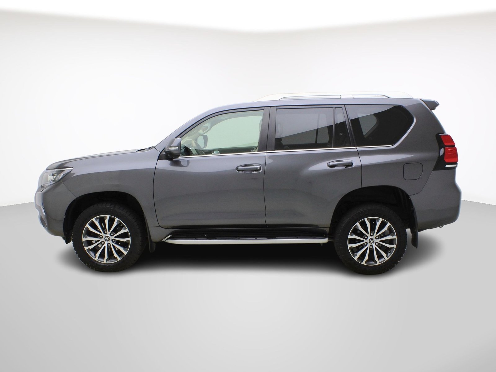 TOYOTA Land Cruiser 2.8 D Premium, Diesel, Occasioni / Usate, Automatico - 3