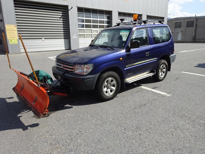 TOYOTA Land Cruiser 300 3.0 TD LX, Diesel, Occasion / Utilisé, Manuelle