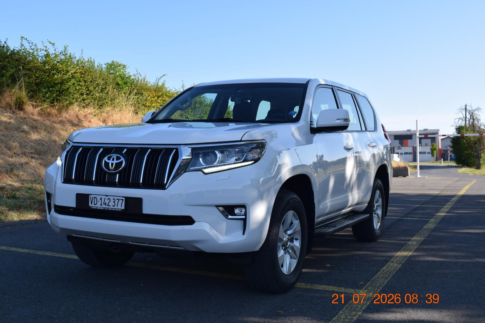 TOYOTA Land Cruiser 2.8 D 204 Comfort