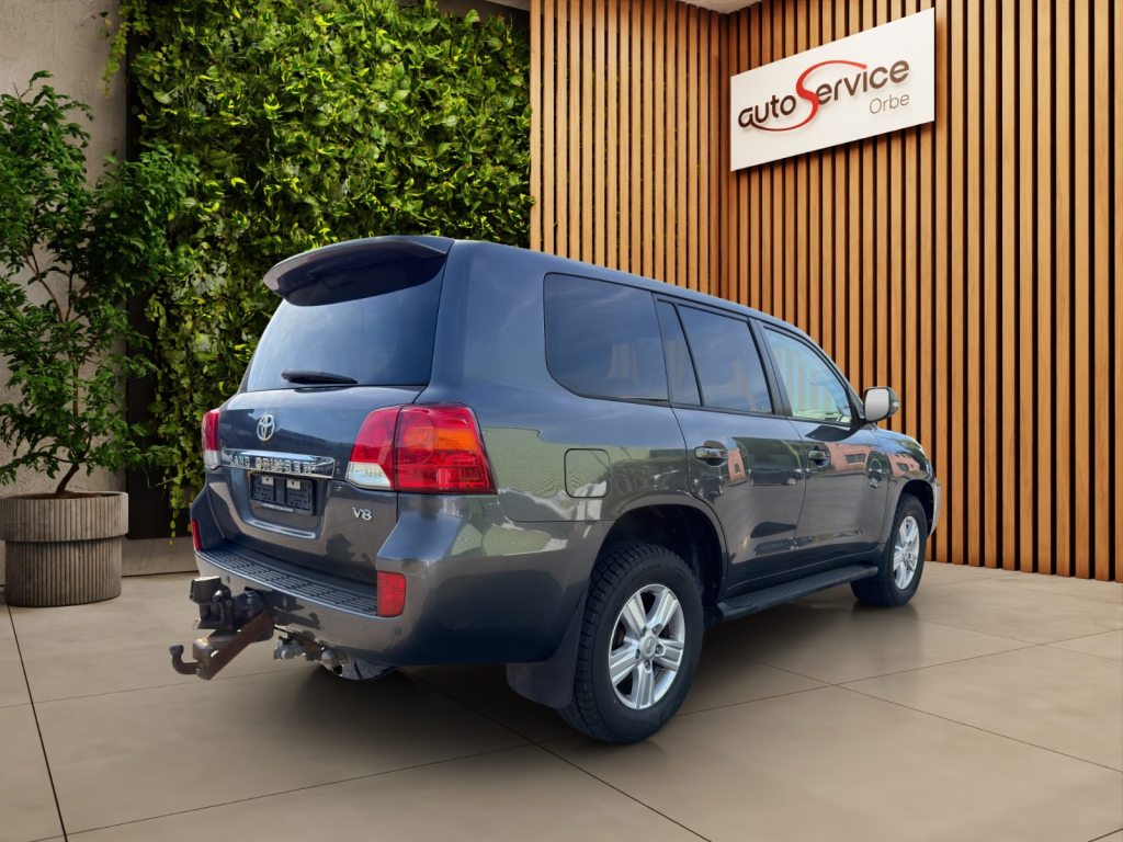 TOYOTA 4.5 D-4D V8 Linea Sol 5P., Diesel, Occasioni / Usate, Automatico - 6