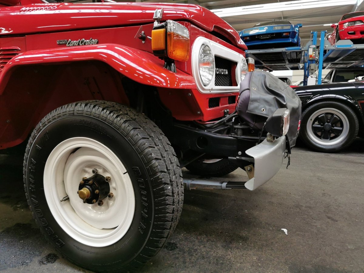 TOYOTA LAND CRUISER FJ40 LV KCW, Essence, Voiture de collection, Manuelle - 2