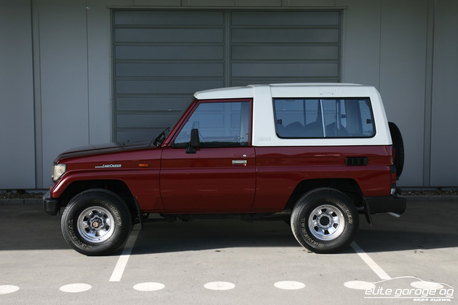 TOYOTA Land Cruiser RJ 73 LV-MNEW FRP-Top, Benzin, Oldtimer, Handschaltung - 2