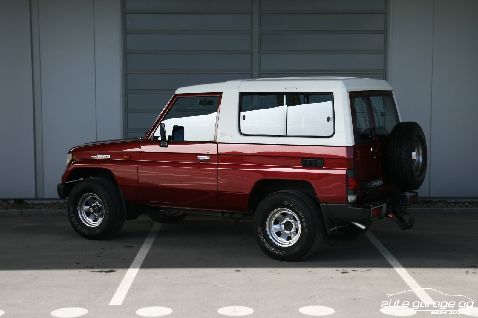 TOYOTA Land Cruiser RJ 73 LV-MNEW FRP-Top, Benzin, Oldtimer, Handschaltung - 3